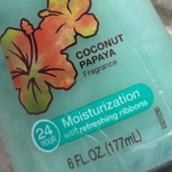 Hawaiian Tropic After Sun Lotion Set of Two - Picture 4 of 4